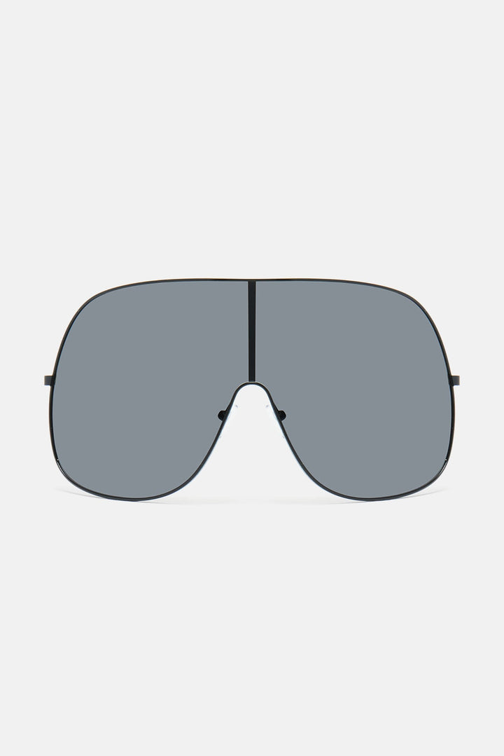 L&A | Obscura – Oversized Shield Sunglasses