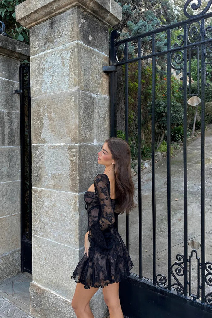 L&A | Mabel Long Sleeved Lace Mini Dress