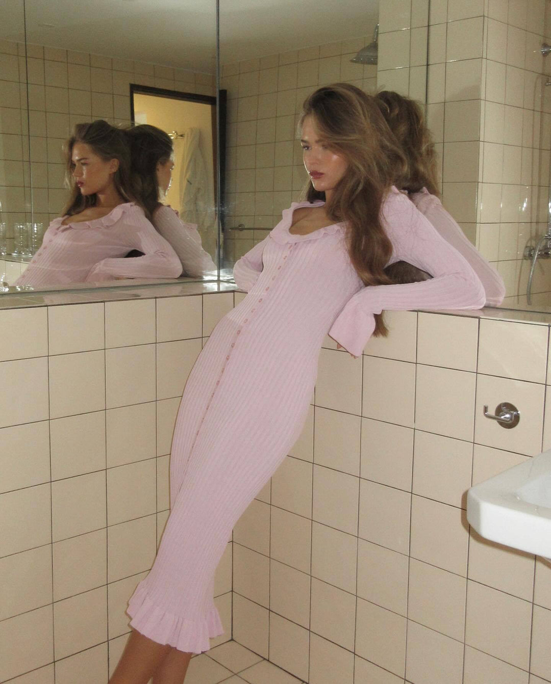 L&A | Neoma Casual Long Sleeved Midi Dress