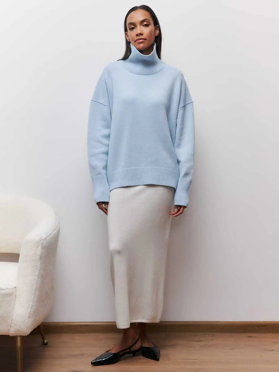 L&A | Elegant Oversized Turtleneck Knit Sweater