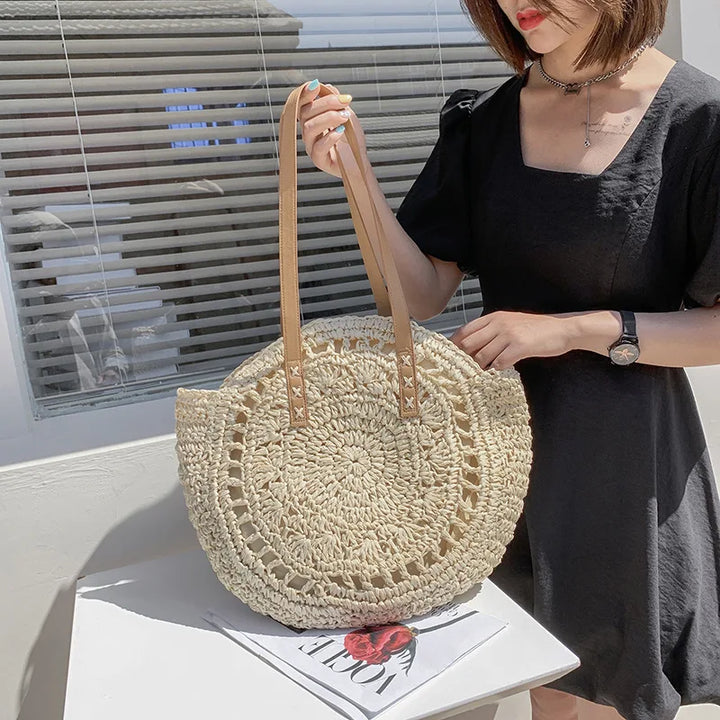 L&A | Juliette - Handwoven Round Straw Rattan Beach Bag