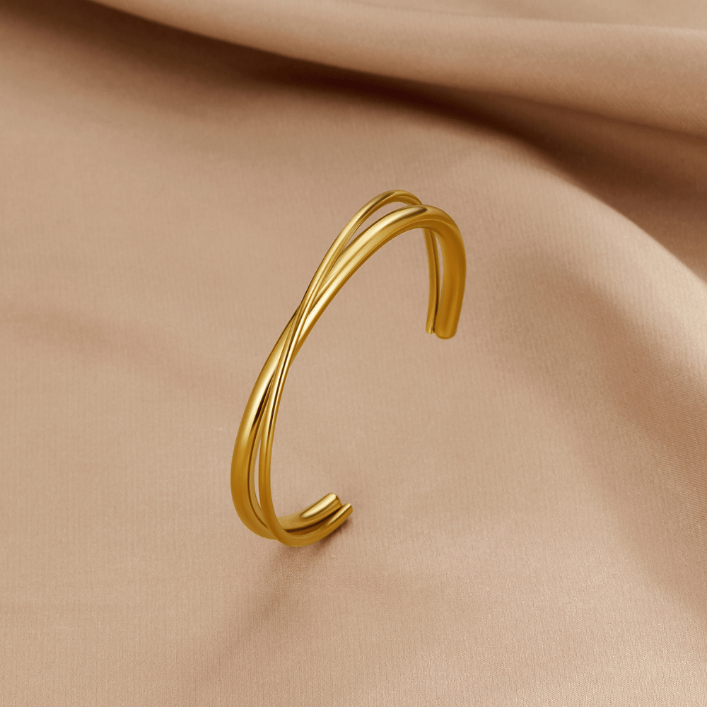 L&A | Aurelia Gold Twist Bracelet