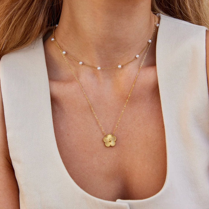 L&A | Nura Pearl Gold Necklace