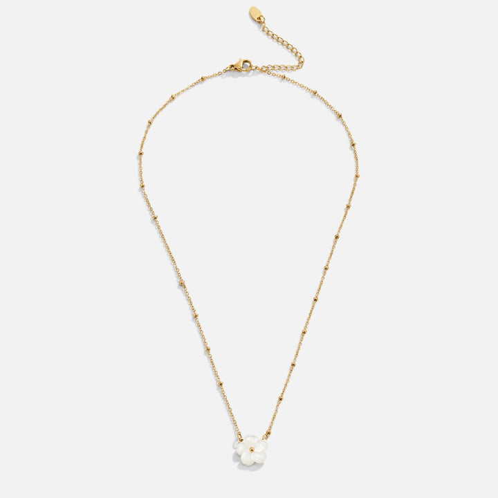 L&A | White Blossom Flower Necklace