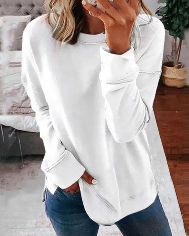 L&A | Effortless Style with Solid Color Sweater
