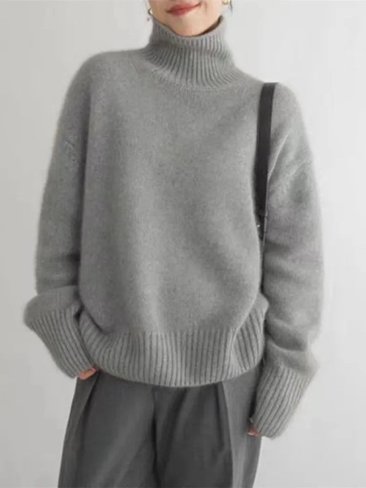L&A | Elegant Soft Turtleneck Sweater