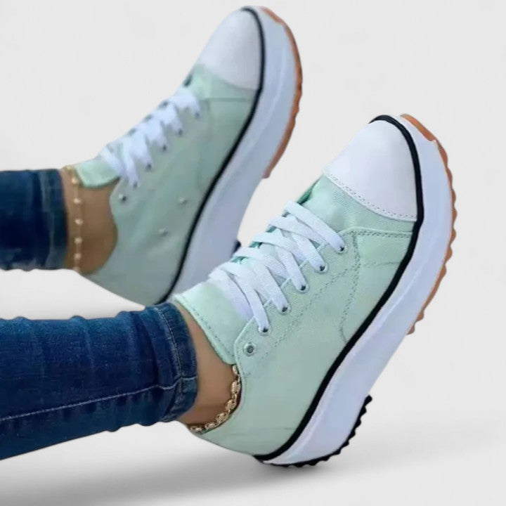 L&A | Kelly ElevéLight™ Comfortable Sneakers