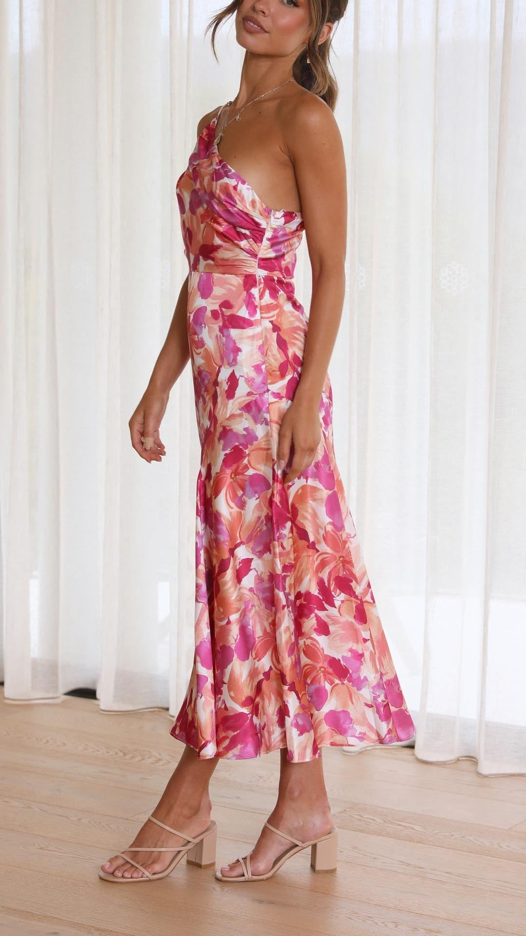 L&A | Sophie Floral One Shoulder Midi Dress