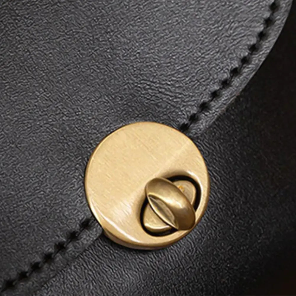 L&A | Anna - Chic Leather Bag with Kiss-Lock Closure