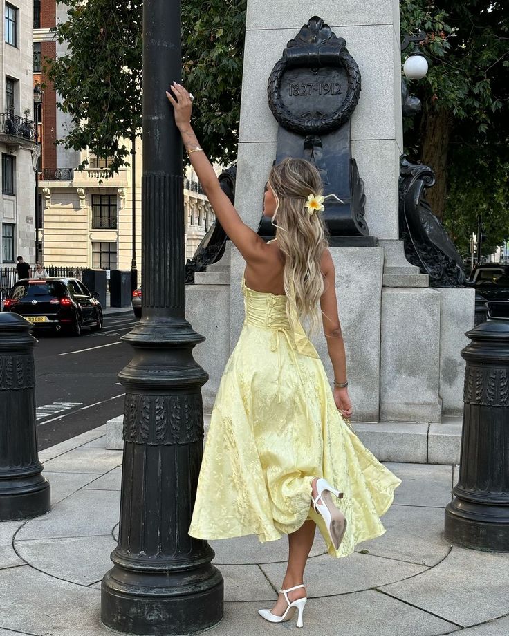 L&A | Esmeralda Halter Sleeveless Midi Dress