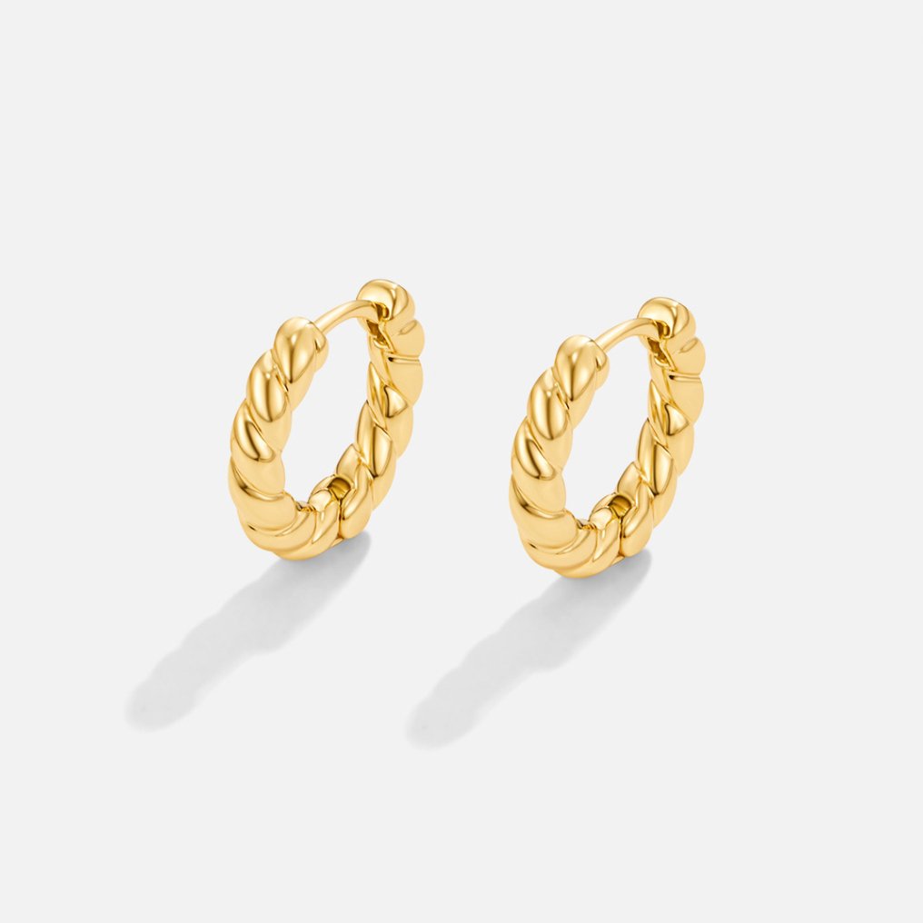 L&A | Amara Gold Twist Hoop Earrings