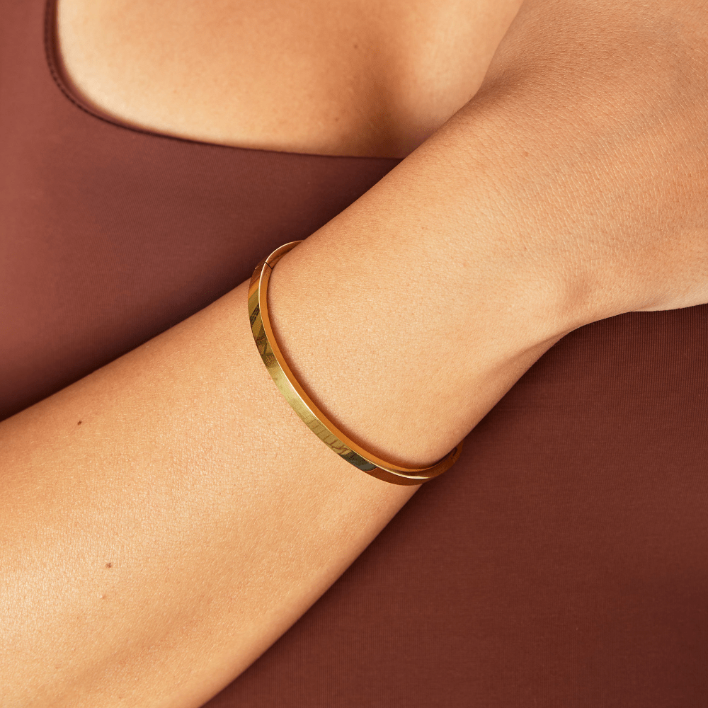 L&A | Solenne Gold Bangle
