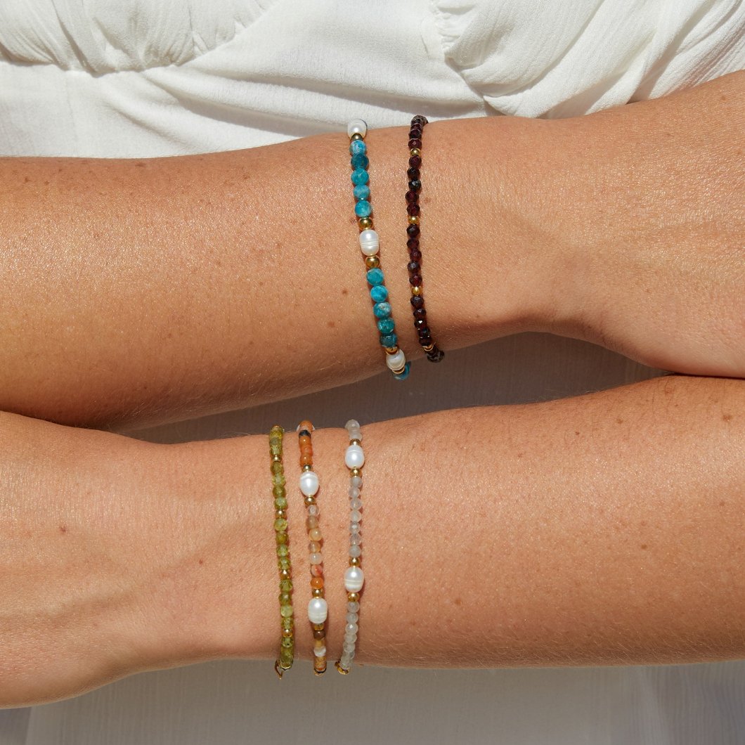 L&A | Valeria Red Garnet Bead Bracelet